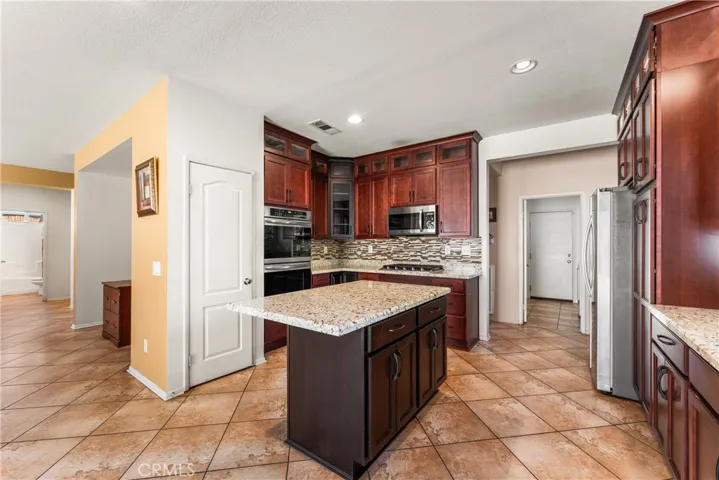 43203 Fanchon Avenue, Lancaster, California 93536