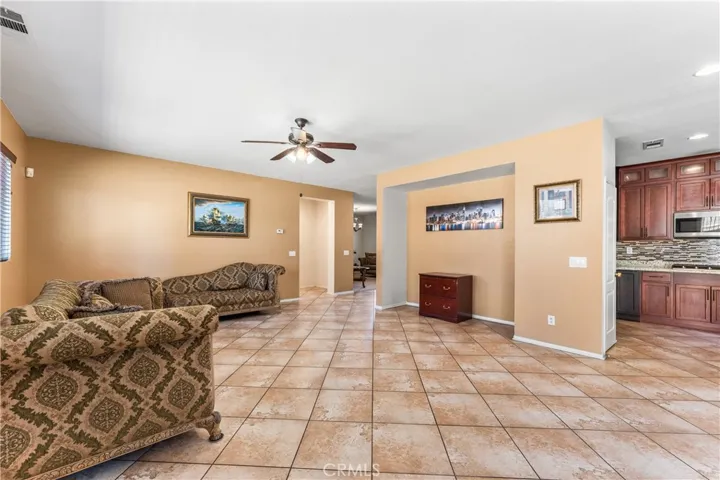 43203 Fanchon Avenue, Lancaster, California 93536