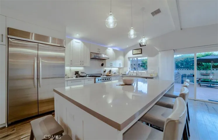 1530 Marine Avenue, Manhattan Beach, California 90266