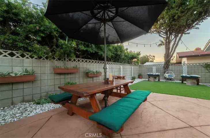 1530 Marine Avenue, Manhattan Beach, California 90266