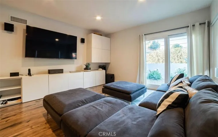 1530 Marine Avenue, Manhattan Beach, California 90266