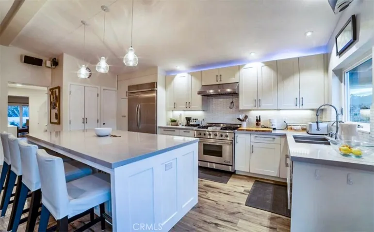 1530 Marine Avenue, Manhattan Beach, California 90266
