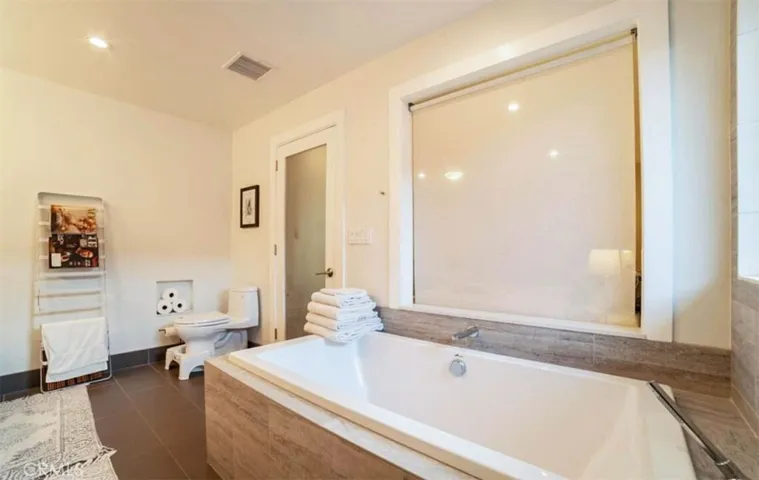 1530 Marine Avenue, Manhattan Beach, California 90266