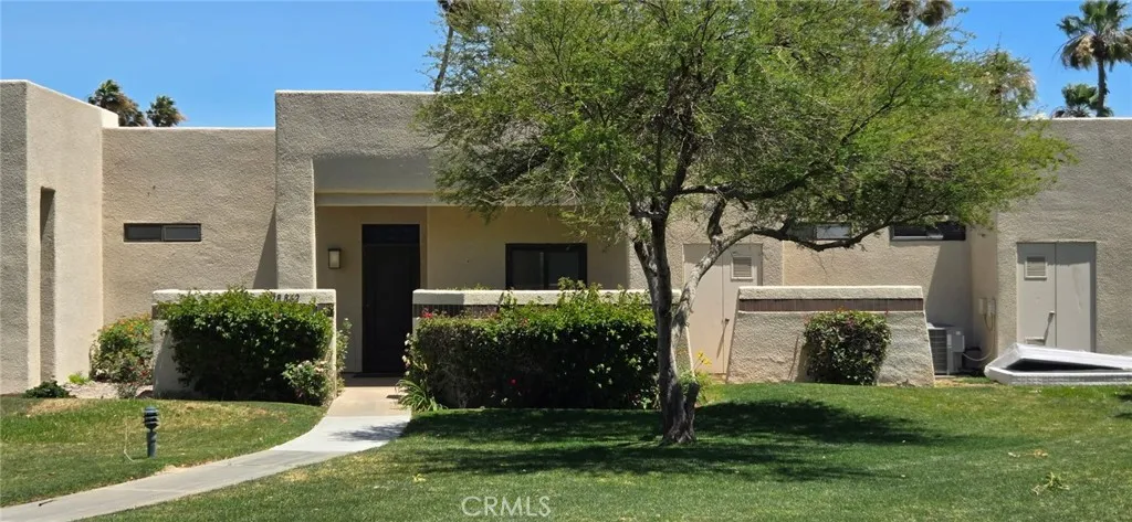 28862 Isleta Court, Cathedral City, California 92234