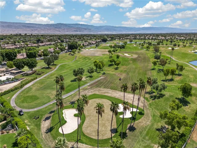75225 Vista Corona, Palm Desert, California 92211