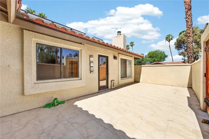 75225 Vista Corona, Palm Desert, California 92211