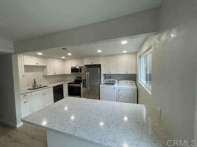 1176 Denver Lane C, El Cajon, California 92021