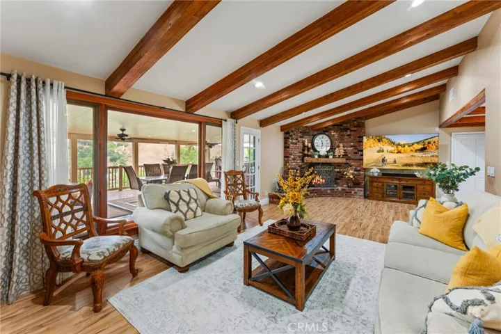 1916 Tumin Road, La Habra Heights, California 90631