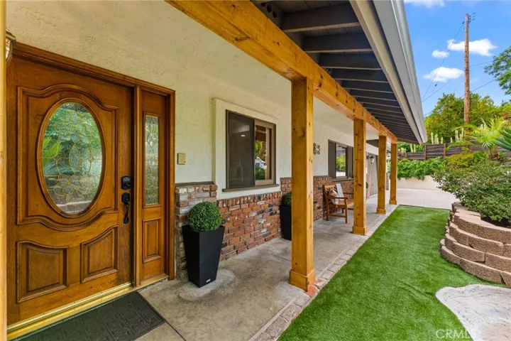 1916 Tumin Road, La Habra Heights, California 90631