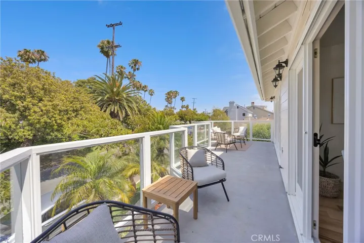 Upstairs View Deck