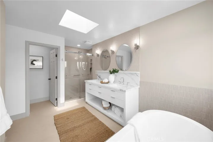 Upstairs Primary Bathroom