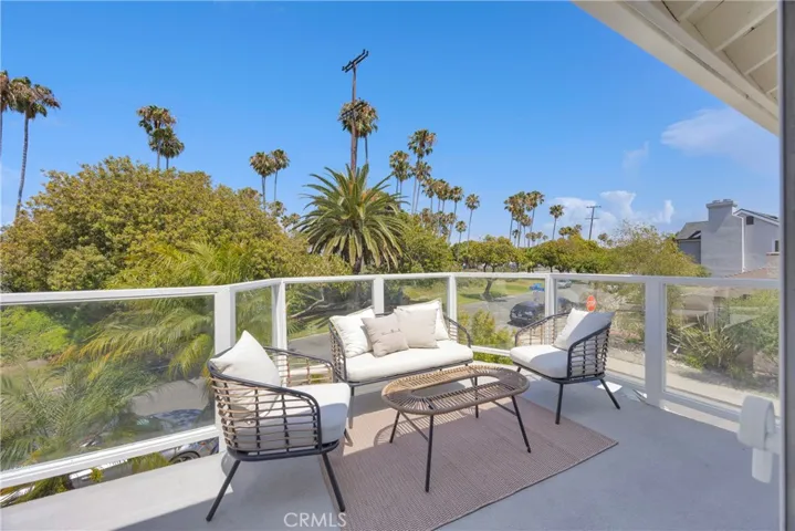 Upstairs View Deck