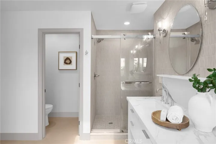 Upstairs Primary Bathroom