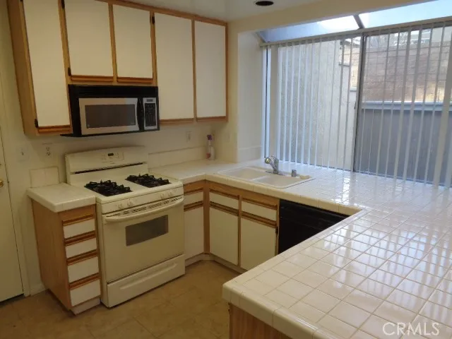 13210 Royalcrest Court 189, La Mirada, California 90638