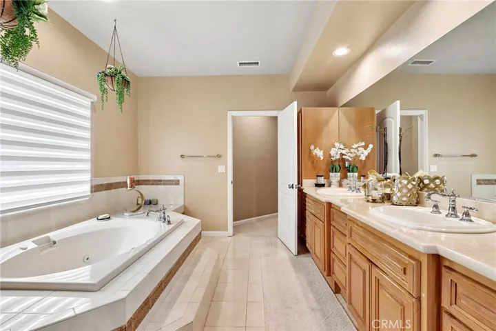 6921 Kian Court, Van Nuys, California 91406