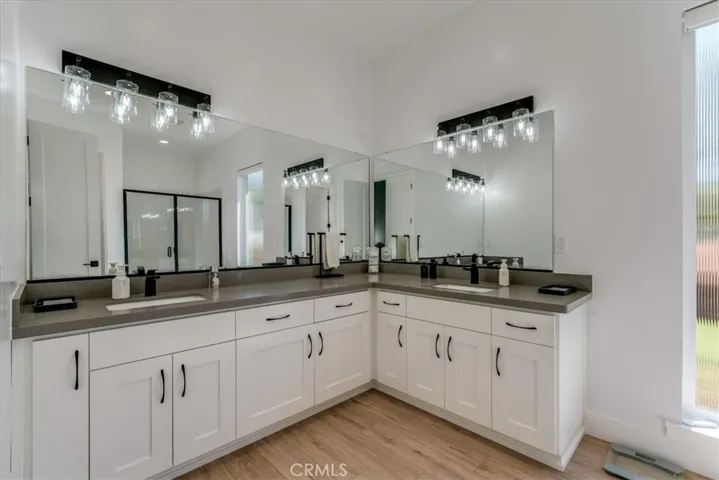 1520 Lyle Lane, Paso Robles, California 93446