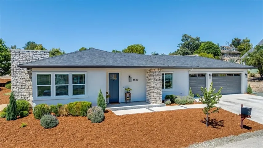 1520 Lyle Lane, Paso Robles, California 93446