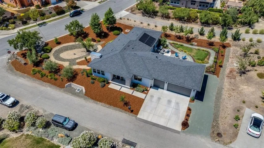 1520 Lyle Lane, Paso Robles, California 93446