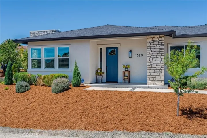 1520 Lyle Lane, Paso Robles, California 93446