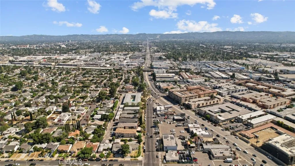 8201 Sepulveda Place, Panorama City, California 91402 — photo 4