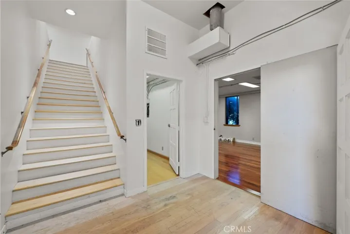8201 Sepulveda Place, Panorama City, California 91402