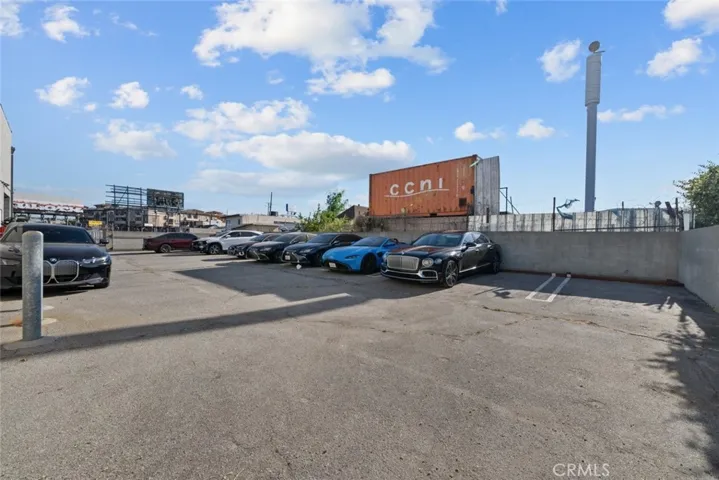 8201 Sepulveda Place, Panorama City, California 91402