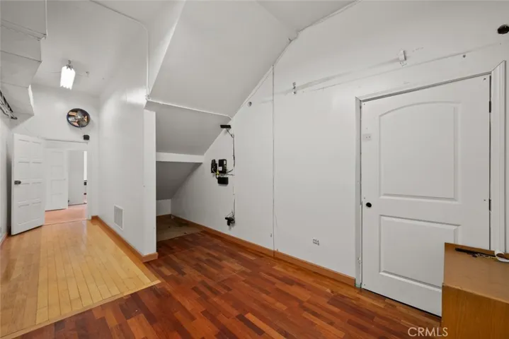 8201 Sepulveda Place, Panorama City, California 91402
