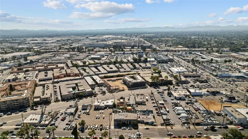 8201 Sepulveda Place, Panorama City, California 91402