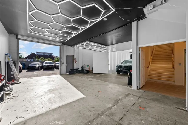 8201 Sepulveda Place, Panorama City, California 91402