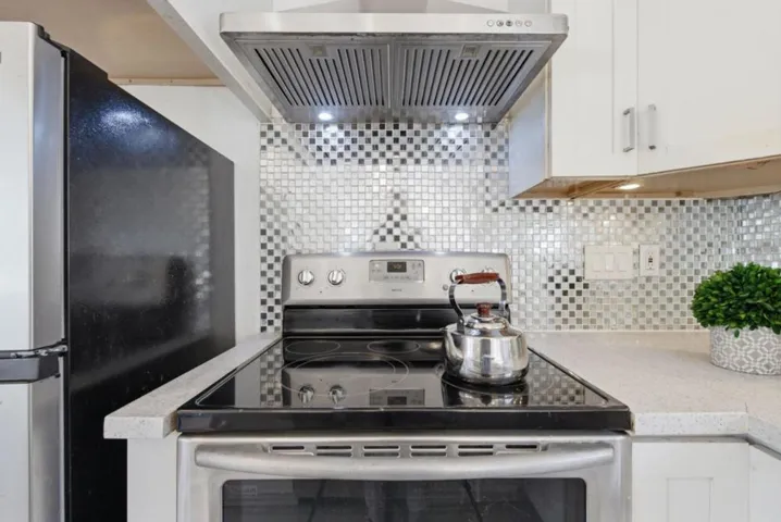 78 Chancellor Place, Berkeley, California 94705