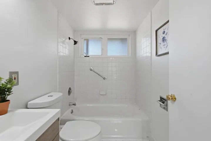 78 Chancellor Place, Berkeley, California 94705