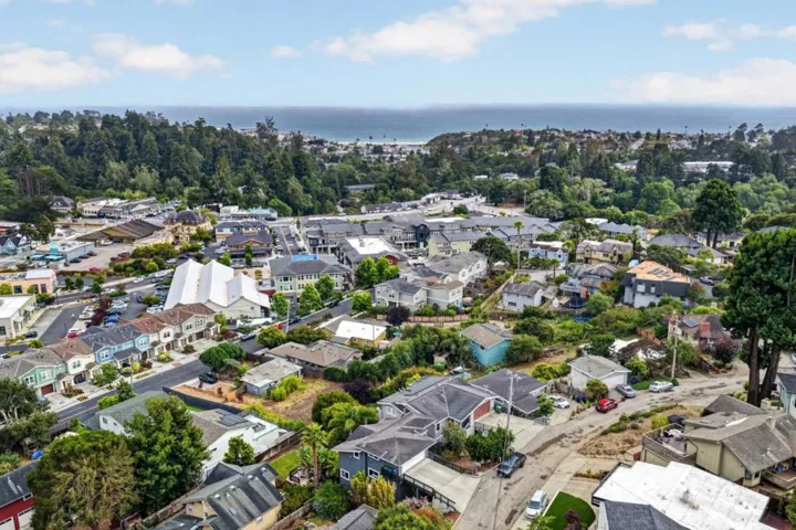 104 Vista Mar Court, Aptos, California 95003