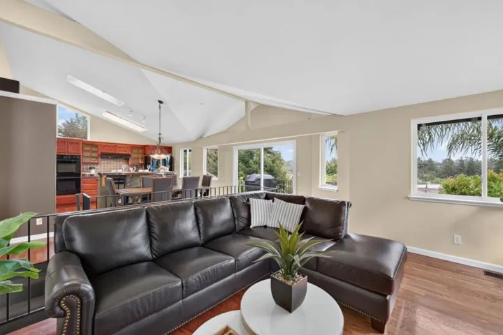 104 Vista Mar Court, Aptos, California 95003