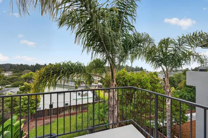 104 Vista Mar Court, Aptos, California 95003