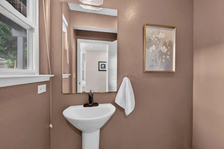 104 Vista Mar Court, Aptos, California 95003