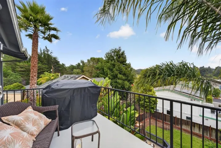104 Vista Mar Court, Aptos, California 95003