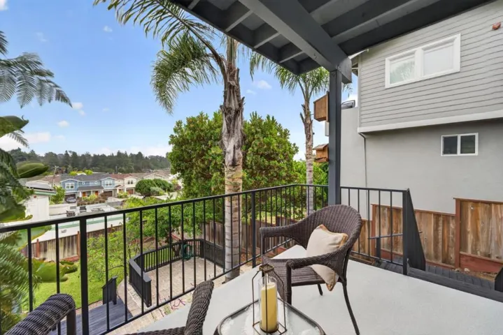 104 Vista Mar Court, Aptos, California 95003