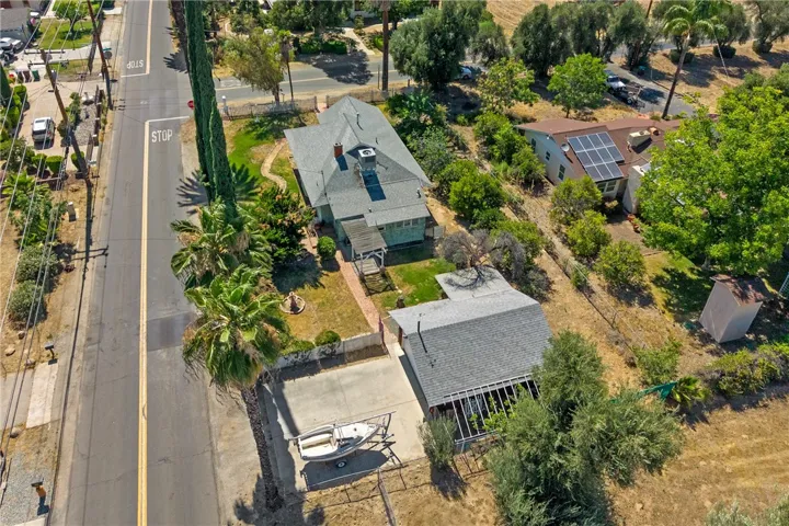 27440 Dartmouth, Hemet, California 92544