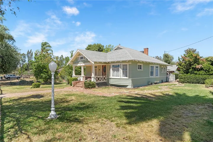 27440 Dartmouth, Hemet, California 92544