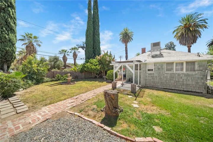 27440 Dartmouth, Hemet, California 92544
