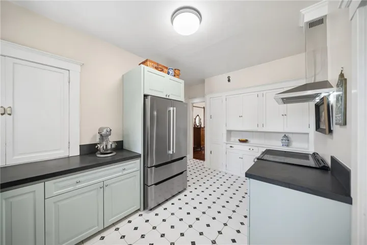 27440 Dartmouth, Hemet, California 92544