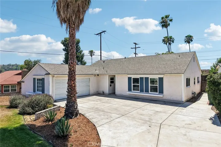 3595 Watkins Drive, Riverside, California 92507