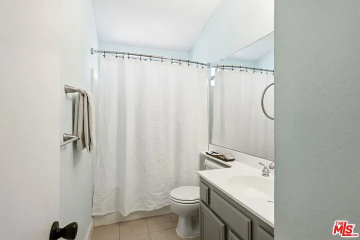 1629 Centre Court, Palmdale, California 93551