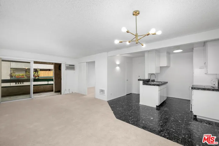 355 S Los Robles Avenue 210, Pasadena, California 91101