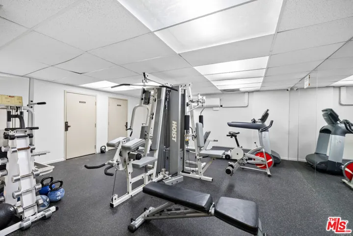 355 S Los Robles Avenue 210, Pasadena, California 91101