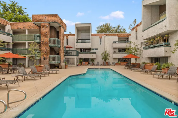 355 S Los Robles Avenue 210, Pasadena, California 91101