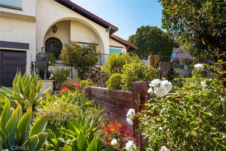 33741 Blue Lantern, Dana Point, California 92629