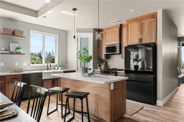 5005 Country Club Drive, Paradise, California 95969