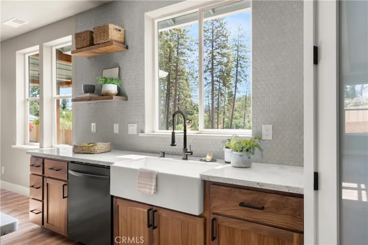5005 Country Club Drive, Paradise, California 95969