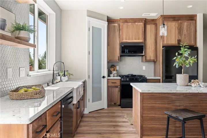 5005 Country Club Drive, Paradise, California 95969